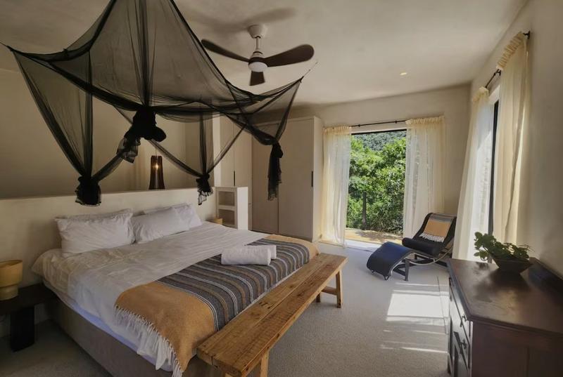 4 Bedroom Property for Sale in Keurboomstrand Western Cape